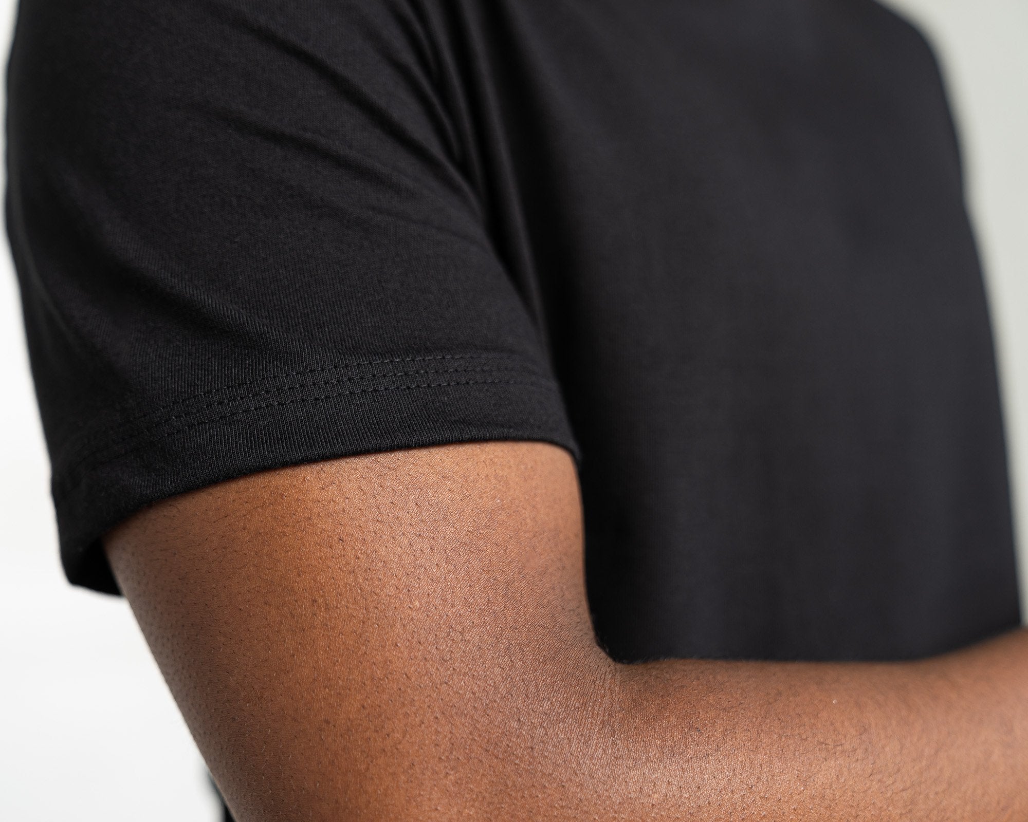 classic Color:Black combed cotton men's t-shirts