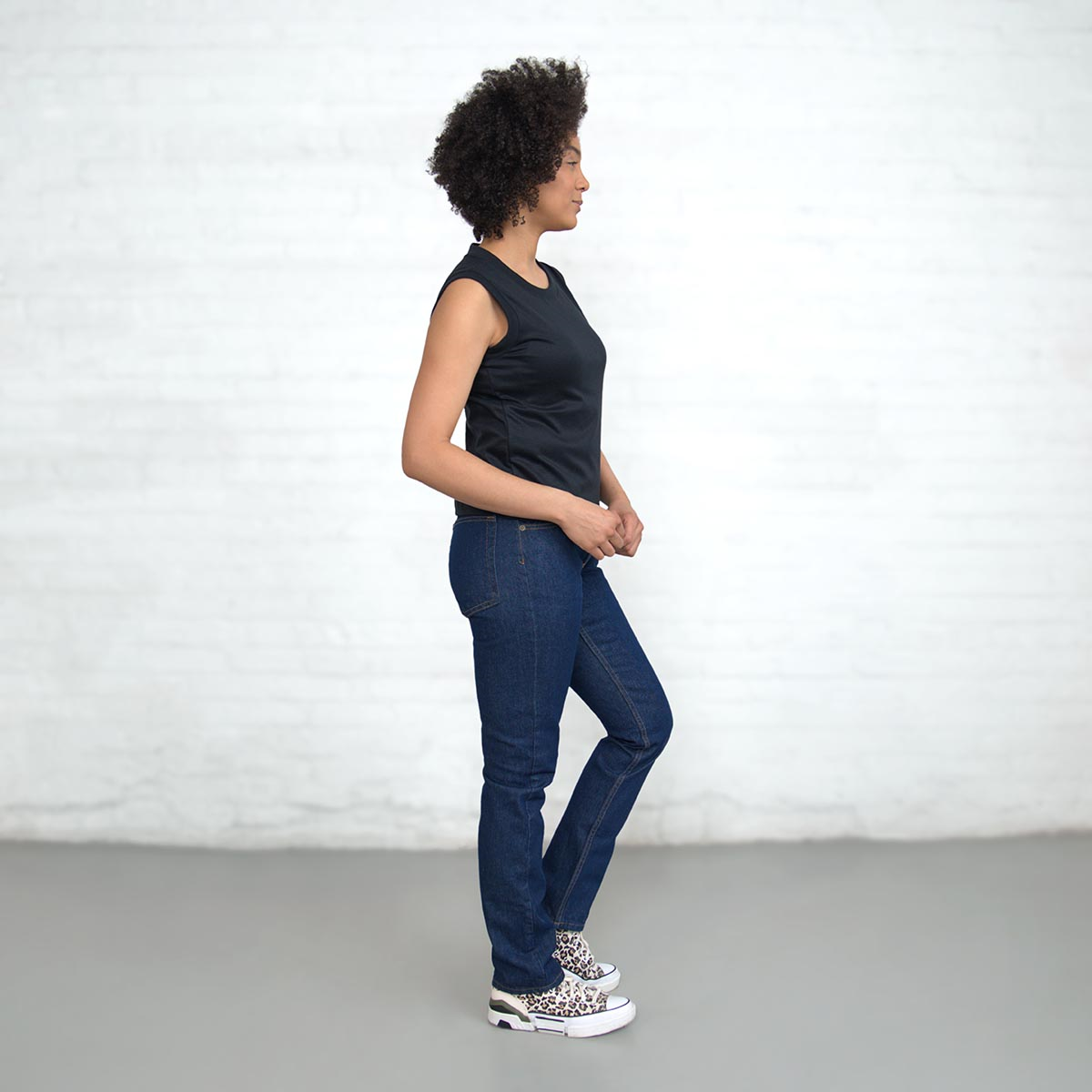 Sleeveless Crop - Black Supima