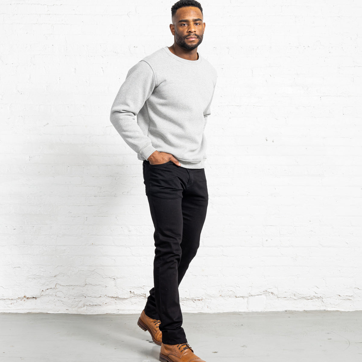 Tailored Fit - Black